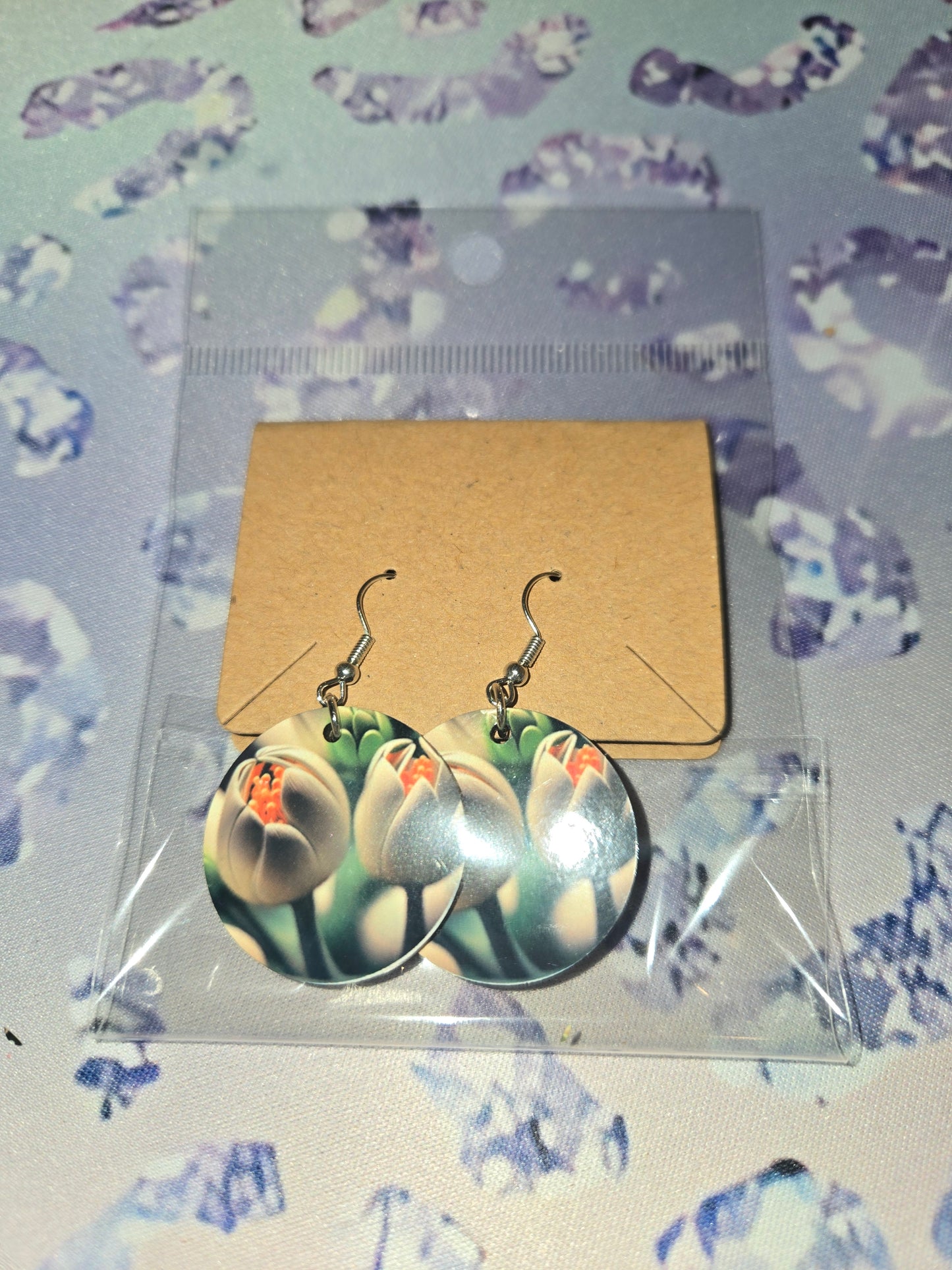 Tulip round earrings