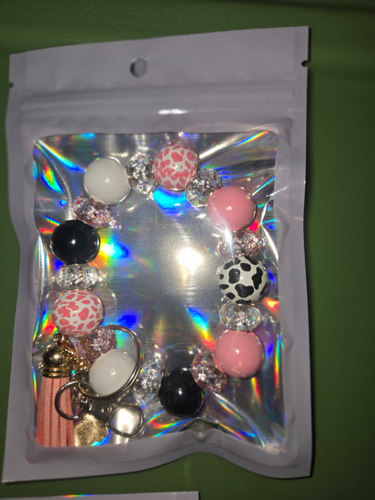 Keychain wristlet