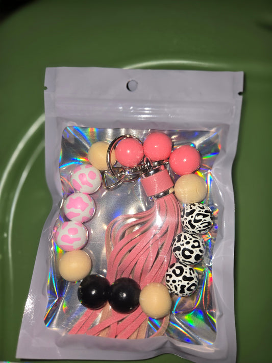 Keychain wristlet
