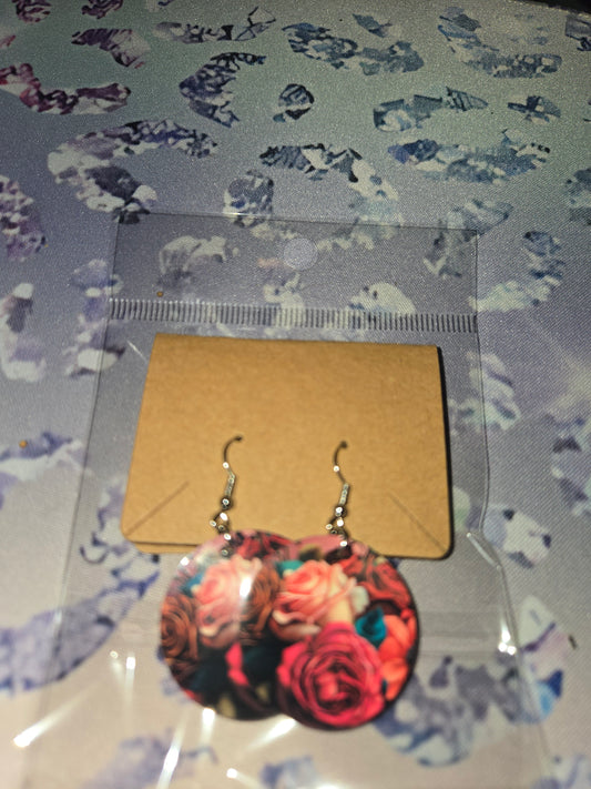 Round roses earrings