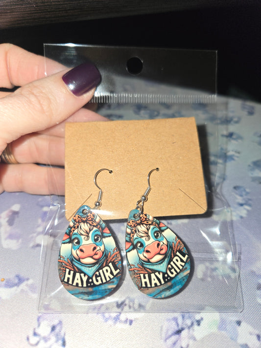 Hay girl tear drop earrings