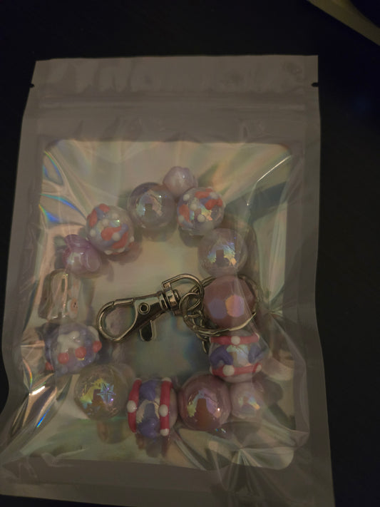 Wristlet keychain
